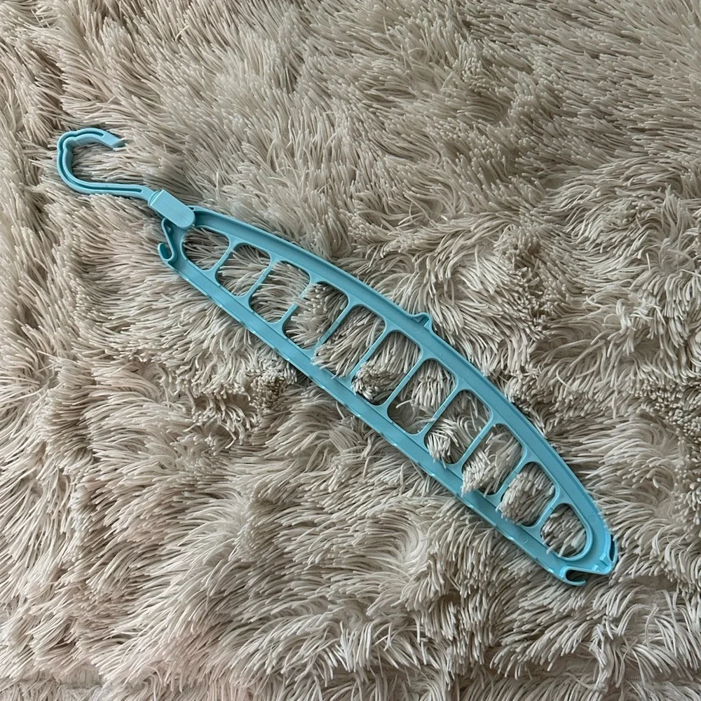Colorful Closet Organizing Hangers Set